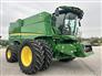 John Deere 2023 S760 Combines