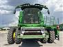 John Deere 2015 S680 Combines