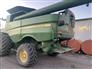 John Deere 2013 S660 Combines