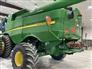 John Deere 2018 S760 Combines
