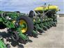 John Deere 2019 1775NT Planters