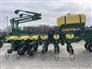 John Deere 2022 1775NT Planters