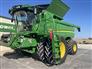 John Deere 2022 S770 Combines