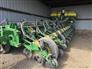 John Deere 2020 1775NT Planters