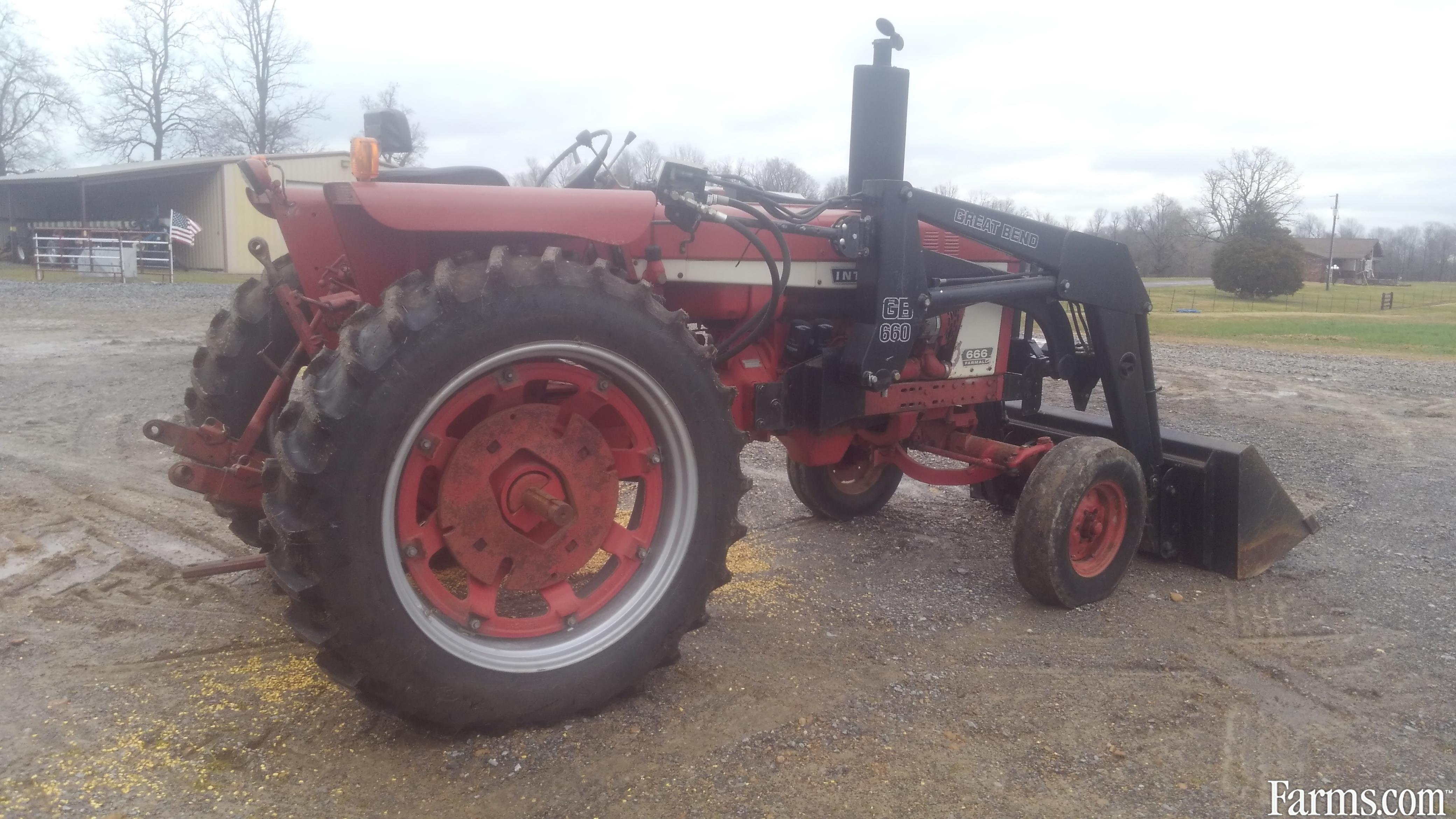 International 1973 666 Loader Tractors for Sale