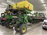 John Deere 2022 1775NT Planters