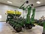 John Deere 2022 1775NT Planters