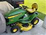 John Deere 2010 X324 Riding Lawn Mowers