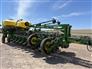 John Deere 2022 1775NT Planters