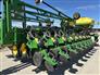 John Deere 2019 DB60 Planters