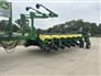 John Deere 2015 1775NT Planters
