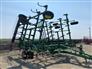 John Deere 2014 2210 Field Cultivators