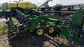 John Deere 2024 DB60 Planters