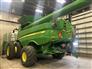 John Deere 2017 S680 Combines