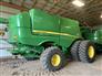 John Deere 2017 S680 Combines