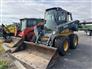 John Deere 2022 330G Skid Steers