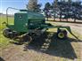 John Deere 1999 1560 Drills & Caddies