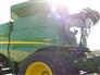 John Deere 2013 S680 Combines