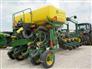 John Deere 2023 1775NT Planters