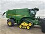 John Deere 2017 S680 Combines