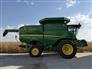 John Deere 2012 S670 Combines