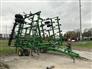 John Deere 2014 2210 Field Cultivators