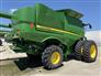 John Deere 2022 S760 Combines