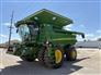 John Deere 2014 S680 Combines