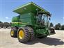 John Deere 2014 S680 Combines