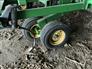 John Deere 2011 2210 Field Cultivators