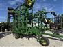 John Deere 2009 2210 Field Cultivators