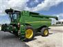 John Deere 2016 S660 Combines