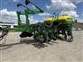 John Deere 2017 1775NT Planters