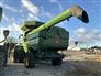 John Deere 2012 S670 Combines