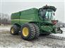 John Deere 2013 S680 Combines