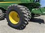 John Deere 2013 S680 Combines