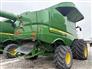 John Deere 2017 S680 Combines