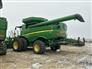 John Deere 2022 S770 Combines
