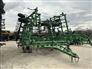 John Deere 2006 2210 Field Cultivators