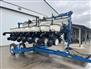 Kinze3500 8r planter