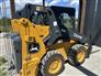 John Deere 2026 318P Skid Steers