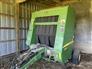 John Deere 2010 458 Balers - Round