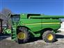 John Deere 2013 S680 Combines