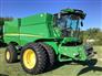 John Deere 2019 S770 Combines