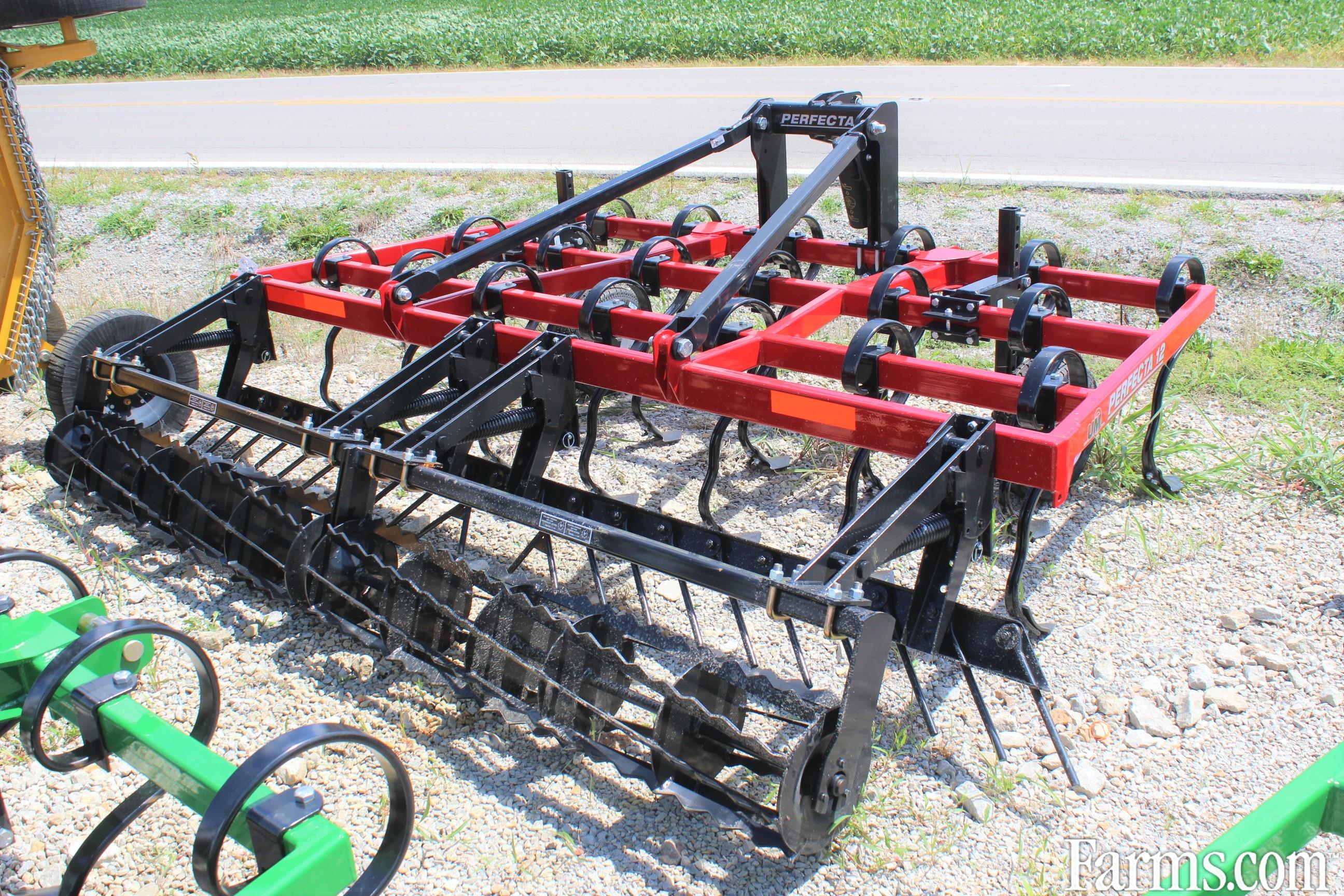 *NEW* 10 ft. Unverferth Perfecta Model 12 Field Cultivator for Sale