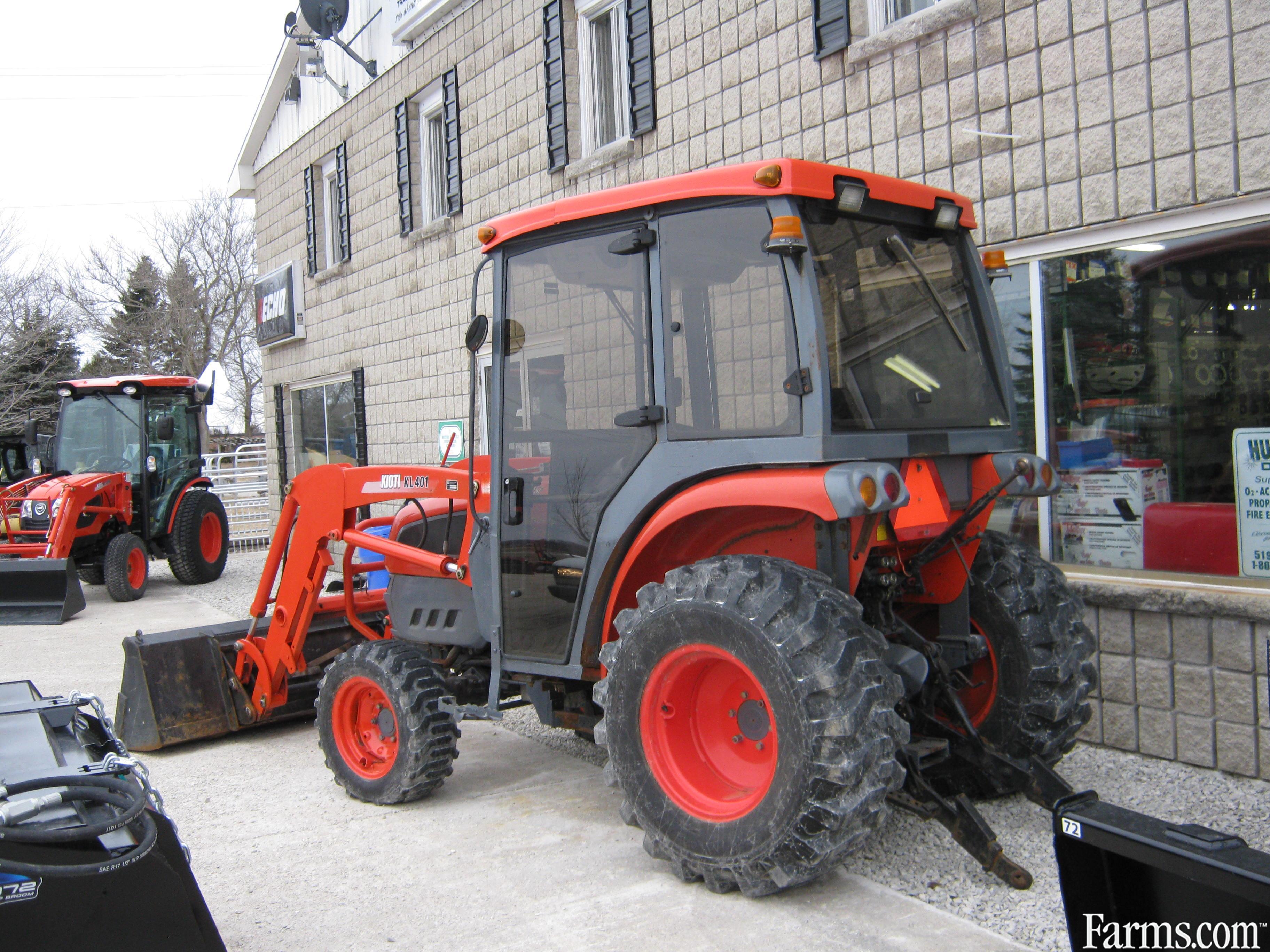 Kioti DK40 Loader Tractor for Sale