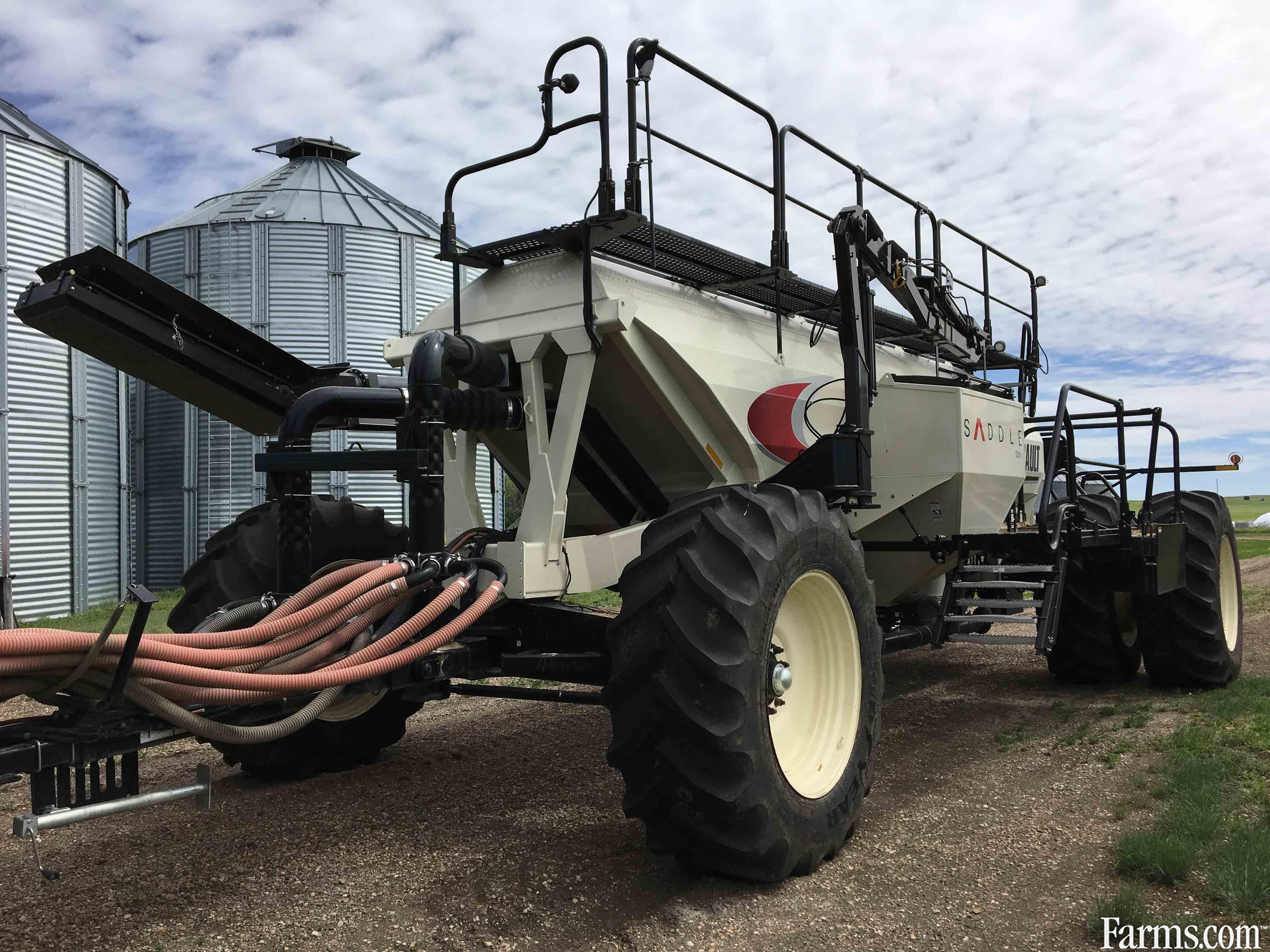 Bourgault 2014 3320 Air Seeders / Air Carts for Sale