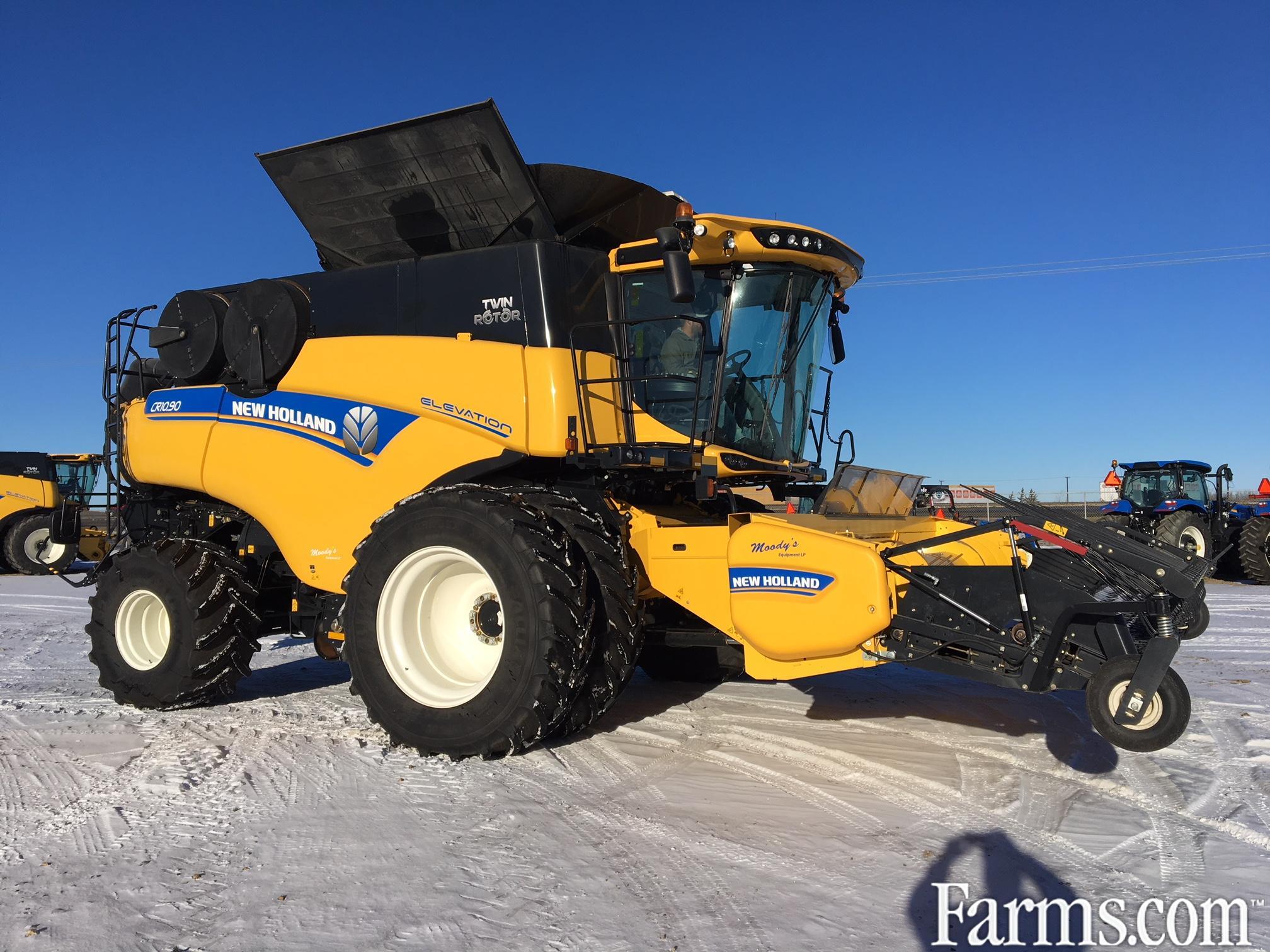 New Holland 2017 CR10.90 Combines for Sale New Holland 2017 CR10.90 Combines for Sale
