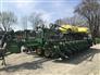 John Deere 2012 DB60 Planters