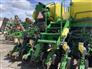 John Deere 2013 DB66 Planters